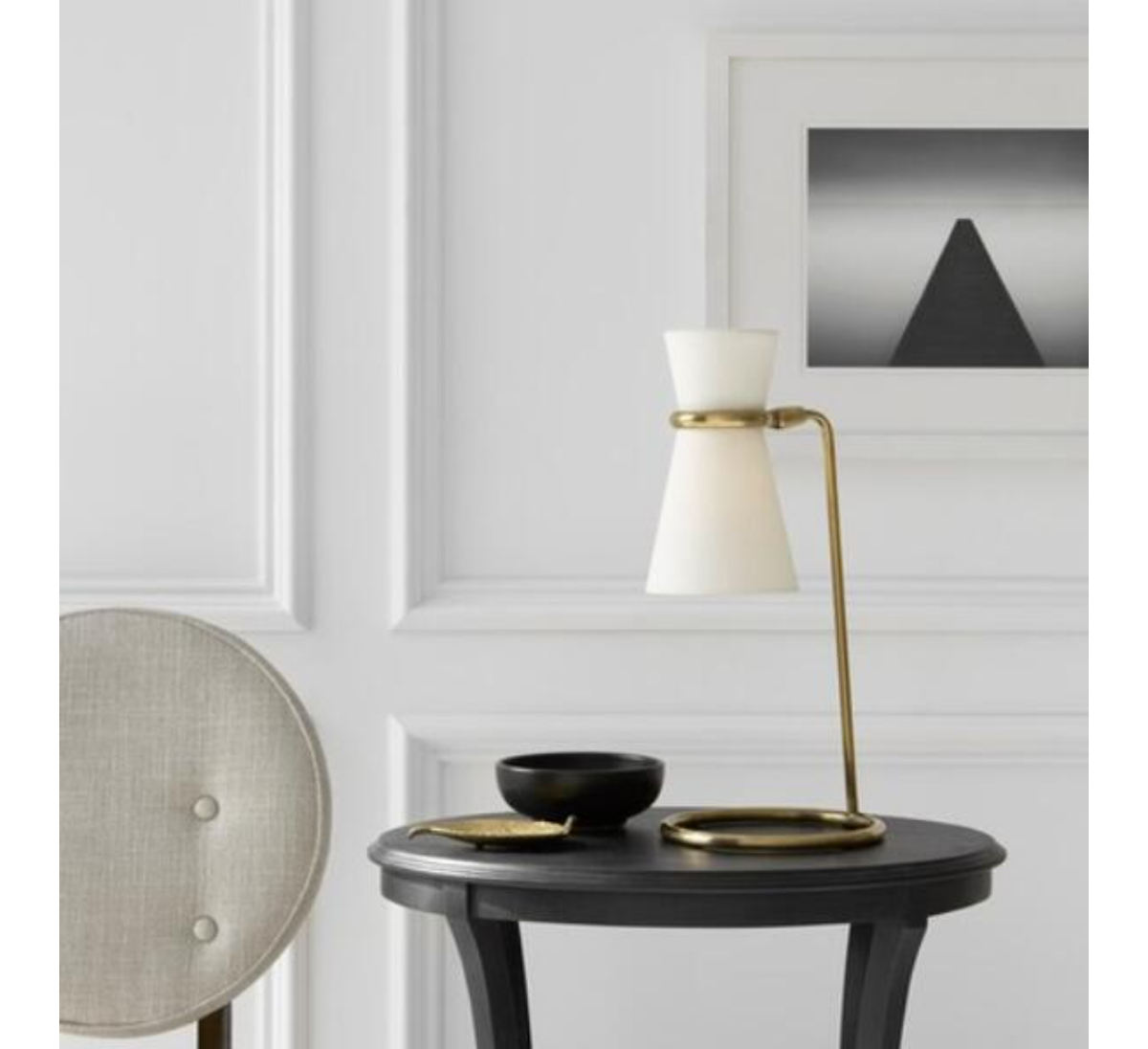 Настольная лампа CLARKSON Andrew Martin, стоимость 112 300 руб.  Фотография 1